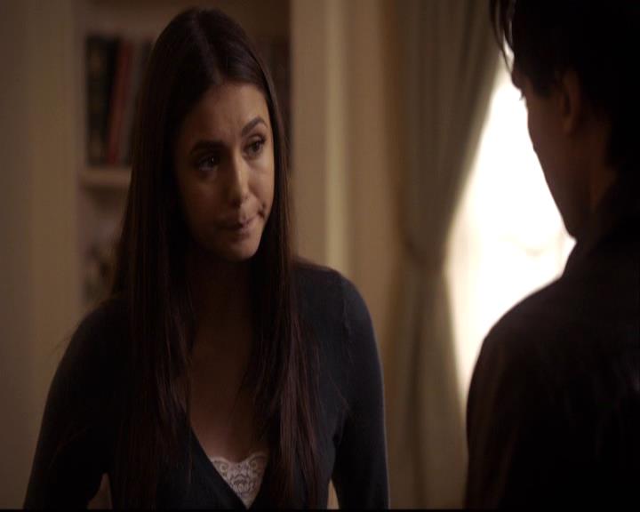 VampireDiariesWorld-dot-org_2x22AsILayDying0050.jpg
