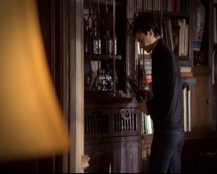 VampireDiariesWorld-dot-org_2x22AsILayDying0096.jpg