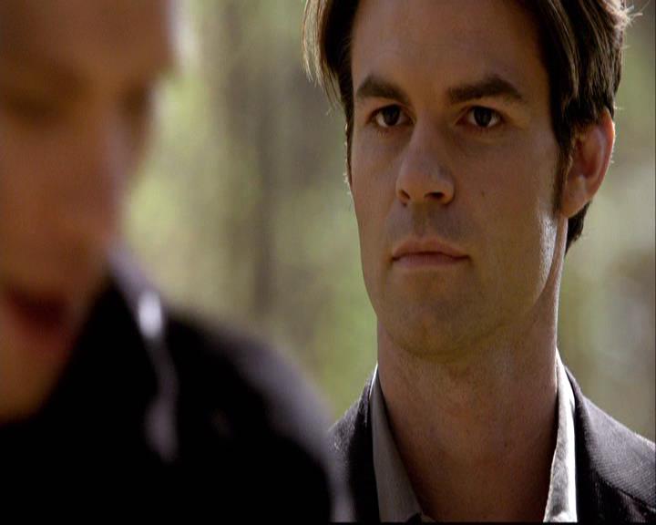 VampireDiariesWorld-dot-org_2x22AsILayDying0292.jpg