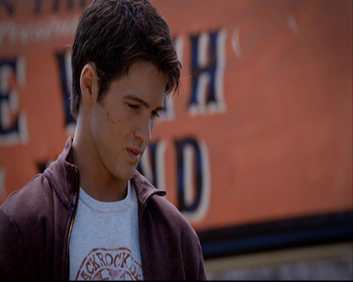 VampireDiariesWorld-dot-org_2x22AsILayDying0374.jpg