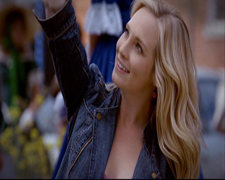 VampireDiariesWorld-dot-org_2x22AsILayDying0379.jpg