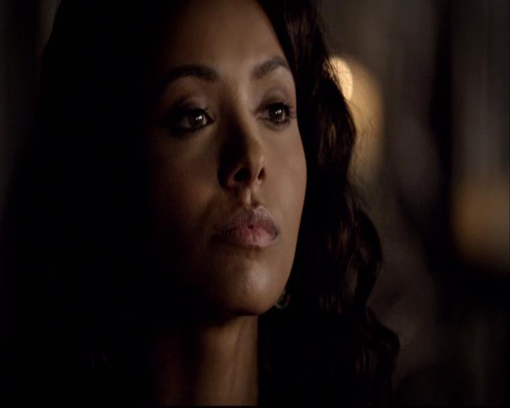 VampireDiariesWorld-dot-org_2x22AsILayDying0462.jpg