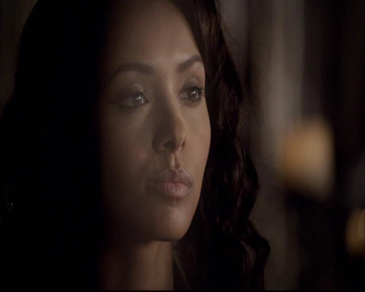 VampireDiariesWorld-dot-org_2x22AsILayDying0465.jpg