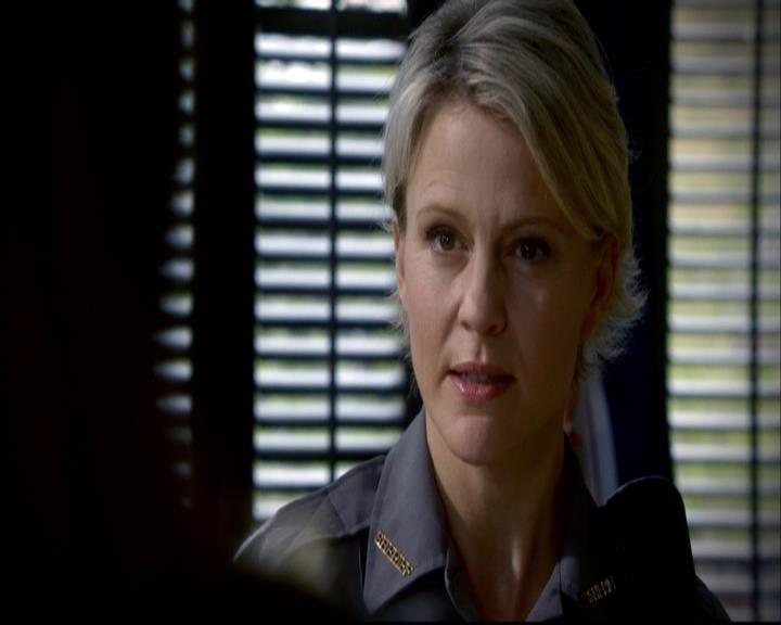 VampireDiariesWorld-dot-org_2x22AsILayDying0525.jpg