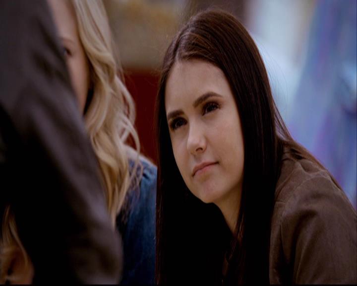 VampireDiariesWorld-dot-org_2x22AsILayDying0539.jpg