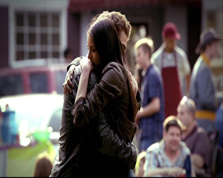 VampireDiariesWorld-dot-org_2x22AsILayDying0608.jpg