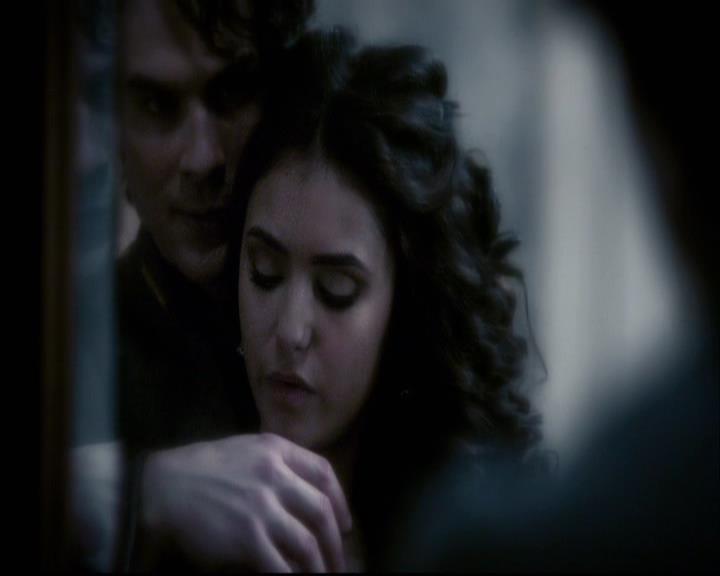 VampireDiariesWorld-dot-org_2x22AsILayDying0665.jpg