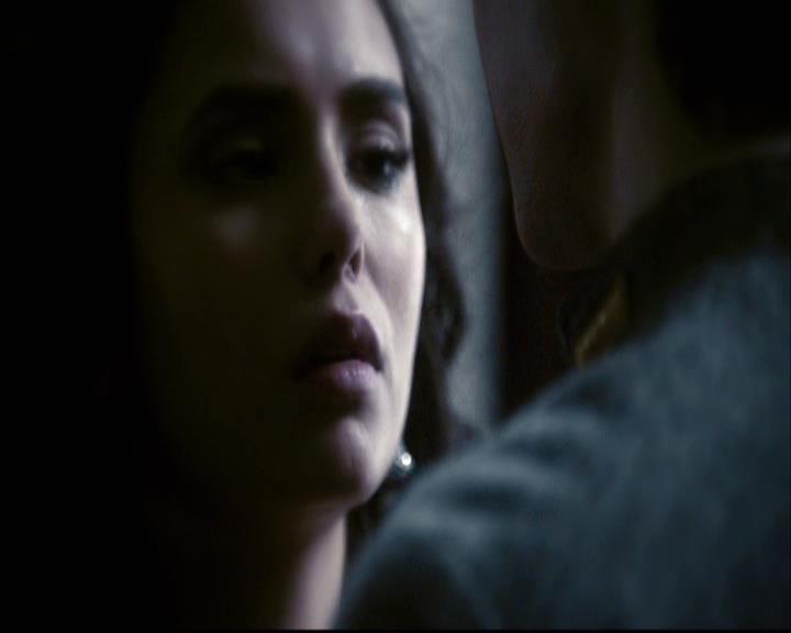 VampireDiariesWorld-dot-org_2x22AsILayDying0675.jpg