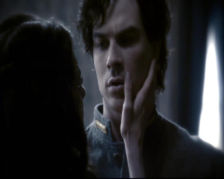 VampireDiariesWorld-dot-org_2x22AsILayDying0685.jpg