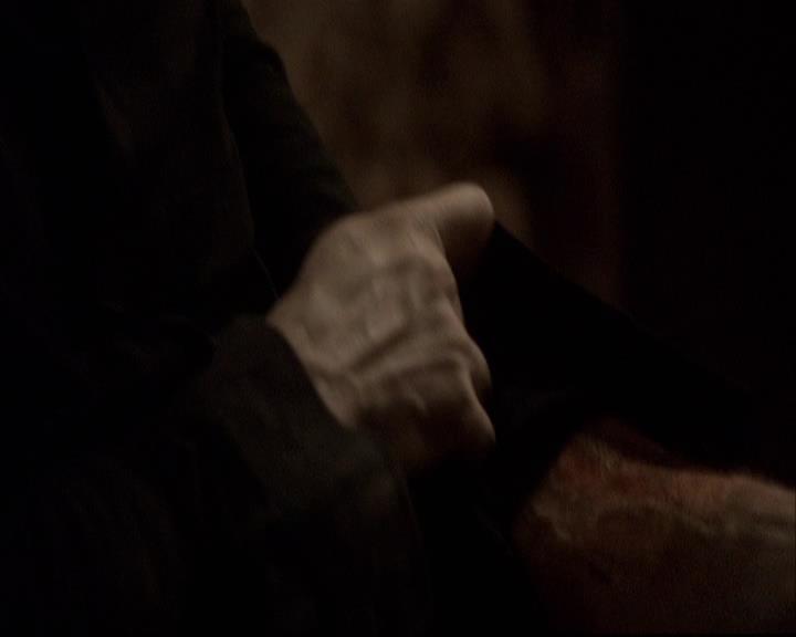 VampireDiariesWorld-dot-org_2x22AsILayDying0699.jpg VampireDiariesWorld-dot-org_2x22AsILayDying0699.jpg