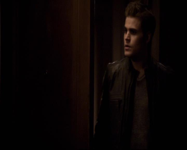 VampireDiariesWorld-dot-org_2x22AsILayDying0707.jpg