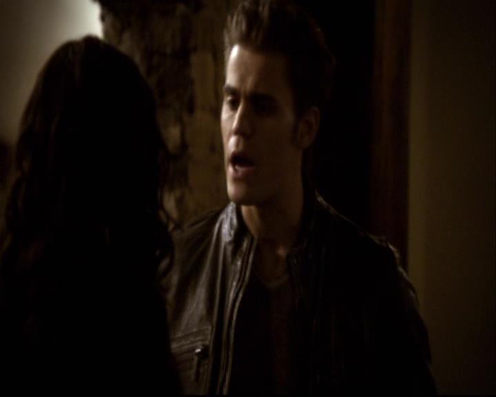 VampireDiariesWorld-dot-org_2x22AsILayDying0718.jpg