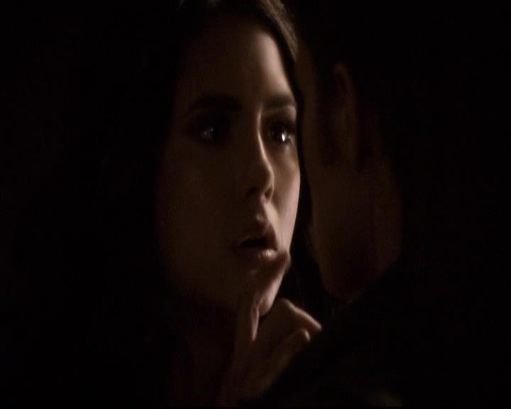 VampireDiariesWorld-dot-org_2x22AsILayDying0723.jpg