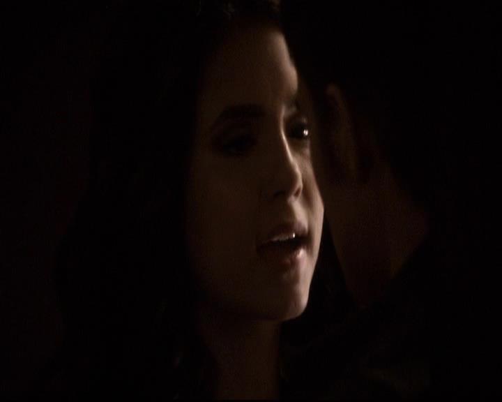 VampireDiariesWorld-dot-org_2x22AsILayDying0725.jpg