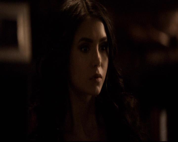 VampireDiariesWorld-dot-org_2x22AsILayDying0757.jpg