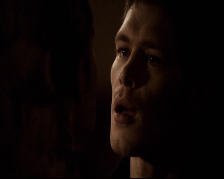 VampireDiariesWorld-dot-org_2x22AsILayDying0776.jpg