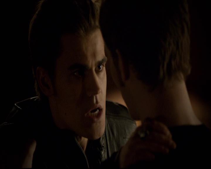 VampireDiariesWorld-dot-org_2x22AsILayDying0810.jpg