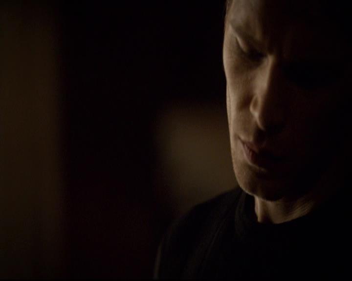 VampireDiariesWorld-dot-org_2x22AsILayDying0818.jpg