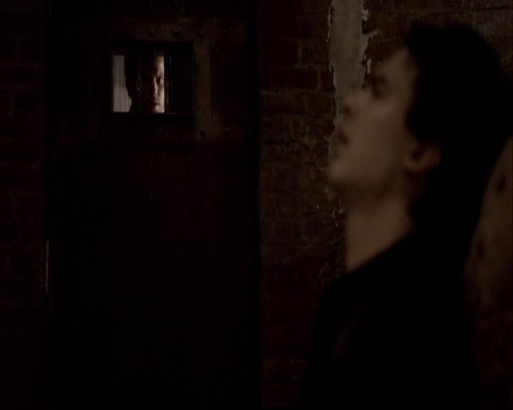 VampireDiariesWorld-dot-org_2x22AsILayDying0832.jpg