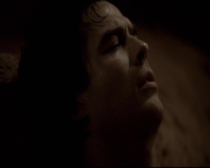 VampireDiariesWorld-dot-org_2x22AsILayDying0839.jpg