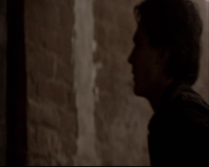 VampireDiariesWorld-dot-org_2x22AsILayDying0854.jpg