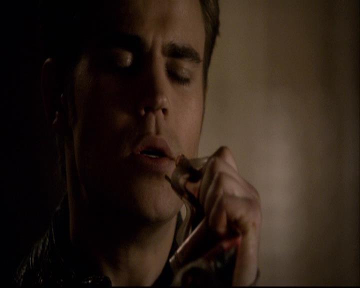 VampireDiariesWorld-dot-org_2x22AsILayDying1353.jpg