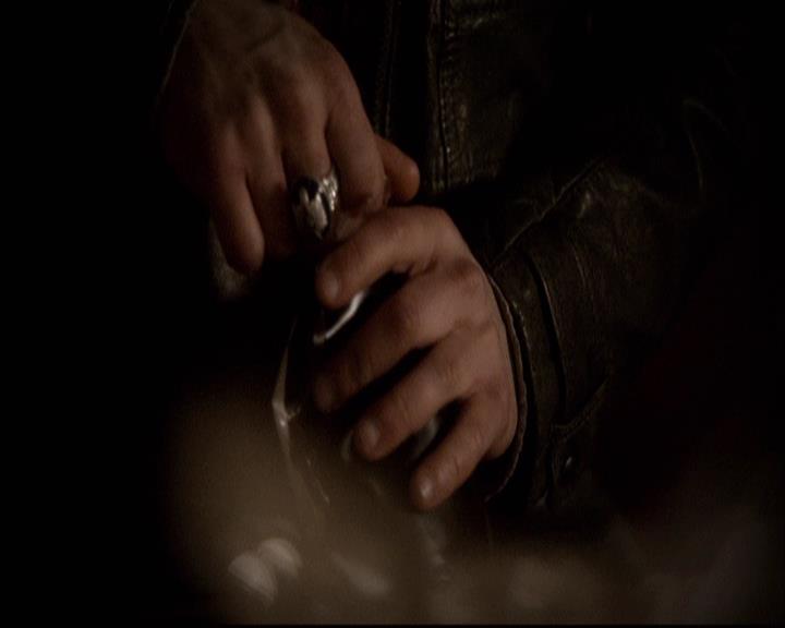 VampireDiariesWorld-dot-org_2x22AsILayDying1372.jpg