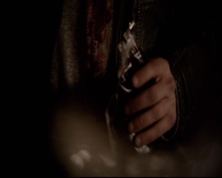 VampireDiariesWorld-dot-org_2x22AsILayDying1373.jpg
