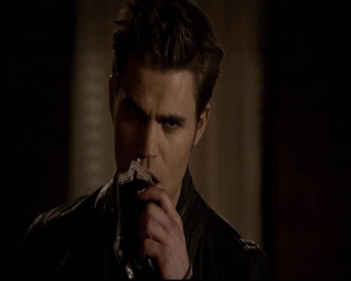 VampireDiariesWorld-dot-org_2x22AsILayDying1376.jpg