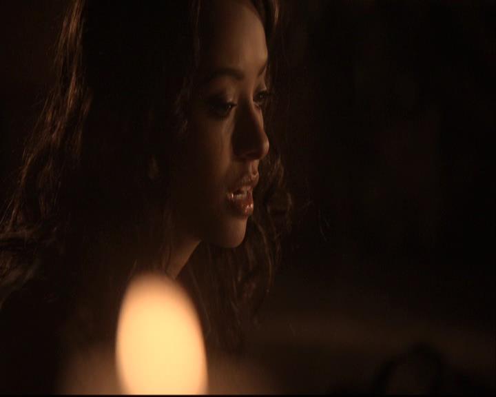 VampireDiariesWorld-dot-org_2x22AsILayDying1418.jpg