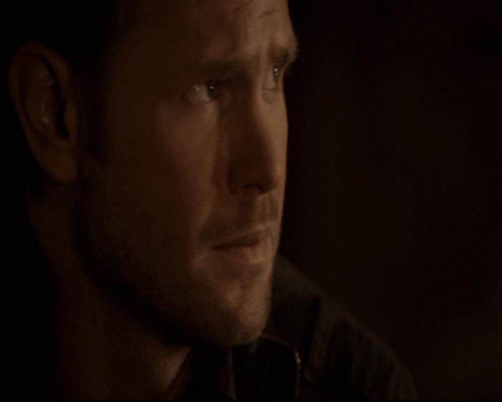 VampireDiariesWorld-dot-org_2x22AsILayDying1425.jpg