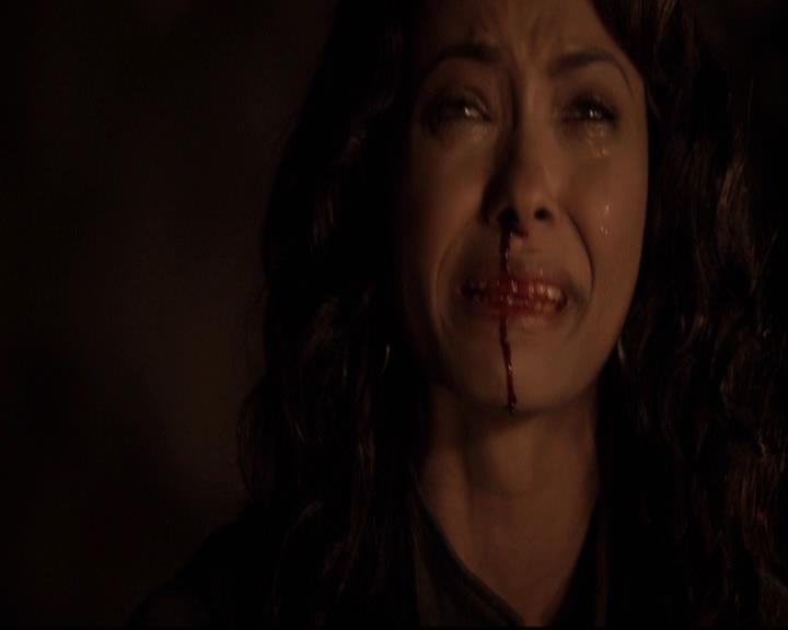 VampireDiariesWorld-dot-org_2x22AsILayDying1446.jpg