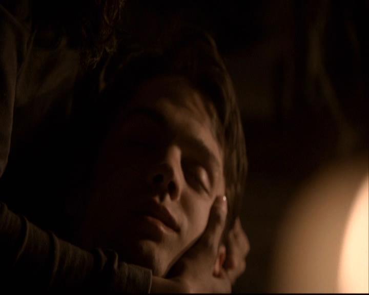 VampireDiariesWorld-dot-org_2x22AsILayDying1459.jpg