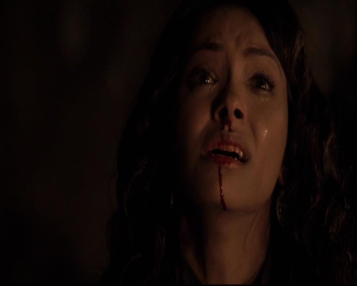 VampireDiariesWorld-dot-org_2x22AsILayDying1468.jpg