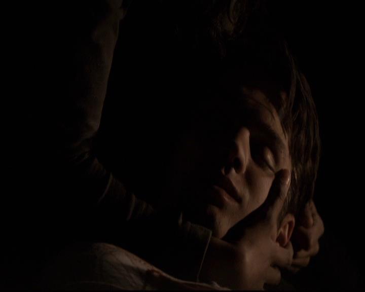 VampireDiariesWorld-dot-org_2x22AsILayDying1476.jpg