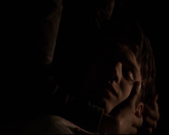 VampireDiariesWorld-dot-org_2x22AsILayDying1478.jpg