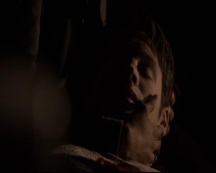 VampireDiariesWorld-dot-org_2x22AsILayDying1485.jpg