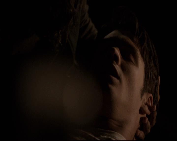 VampireDiariesWorld-dot-org_2x22AsILayDying1488.jpg