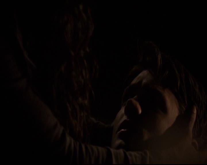 VampireDiariesWorld-dot-org_2x22AsILayDying1491.jpg VampireDiariesWorld-dot-org_2x22AsILayDying1491.jpg