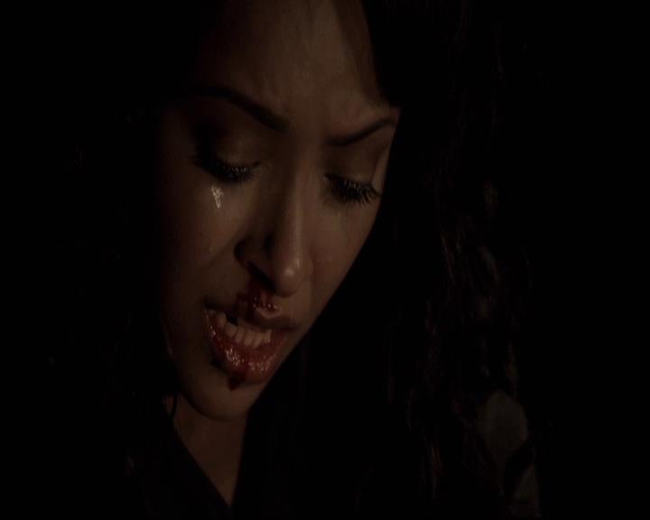 VampireDiariesWorld-dot-org_2x22AsILayDying1499.jpg