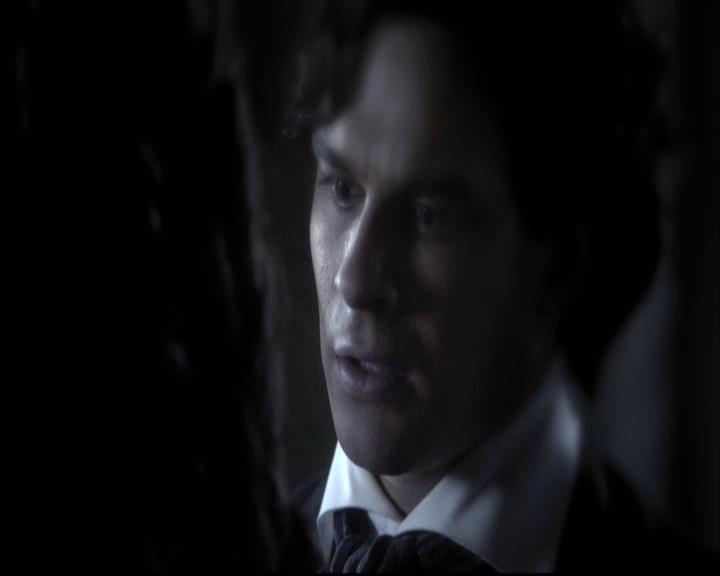 VampireDiariesWorld-dot-org_2x22AsILayDying1558.jpg