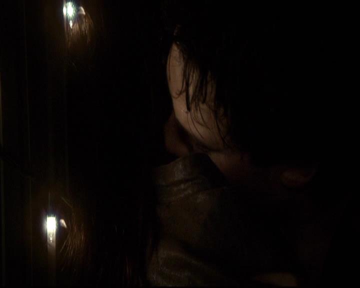 VampireDiariesWorld-dot-org_2x22AsILayDying1586.jpg