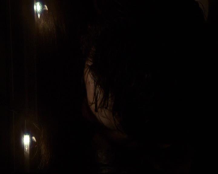 VampireDiariesWorld-dot-org_2x22AsILayDying1588.jpg