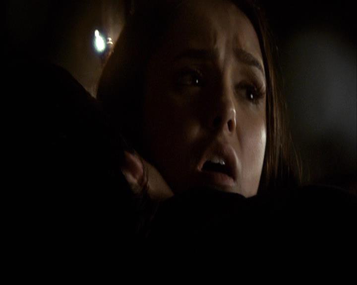 VampireDiariesWorld-dot-org_2x22AsILayDying1592.jpg
