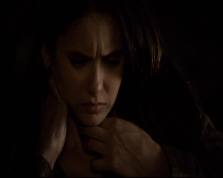 VampireDiariesWorld-dot-org_2x22AsILayDying1601.jpg
