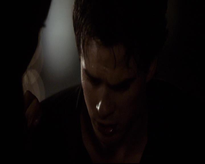 VampireDiariesWorld-dot-org_2x22AsILayDying1608.jpg