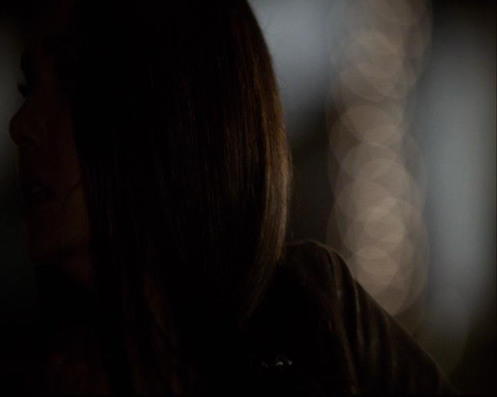VampireDiariesWorld-dot-org_2x22AsILayDying1614.jpg