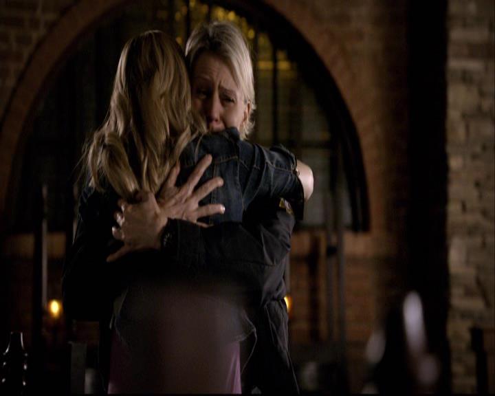 VampireDiariesWorld-dot-org_2x22AsILayDying1674.jpg