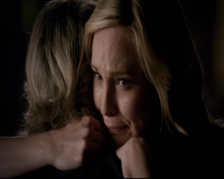 VampireDiariesWorld-dot-org_2x22AsILayDying1676.jpg