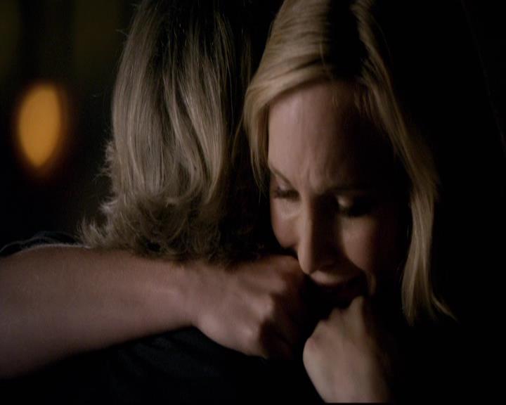 VampireDiariesWorld-dot-org_2x22AsILayDying1678.jpg